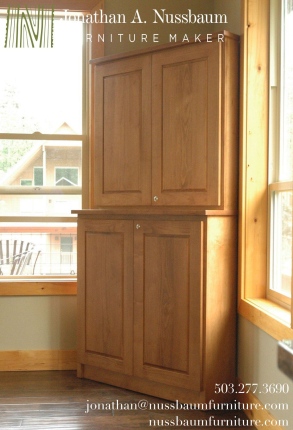 Big-Leaf-Maple-Corner-Hutch