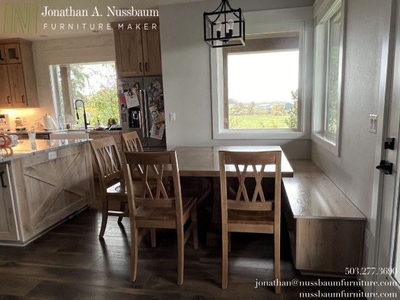 double-X-dining-table-and-chairs