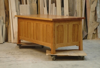 American-Cherry-Work-Desk-back-end