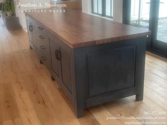 Western-Walnut-top-painted-base-room-divider-close-up